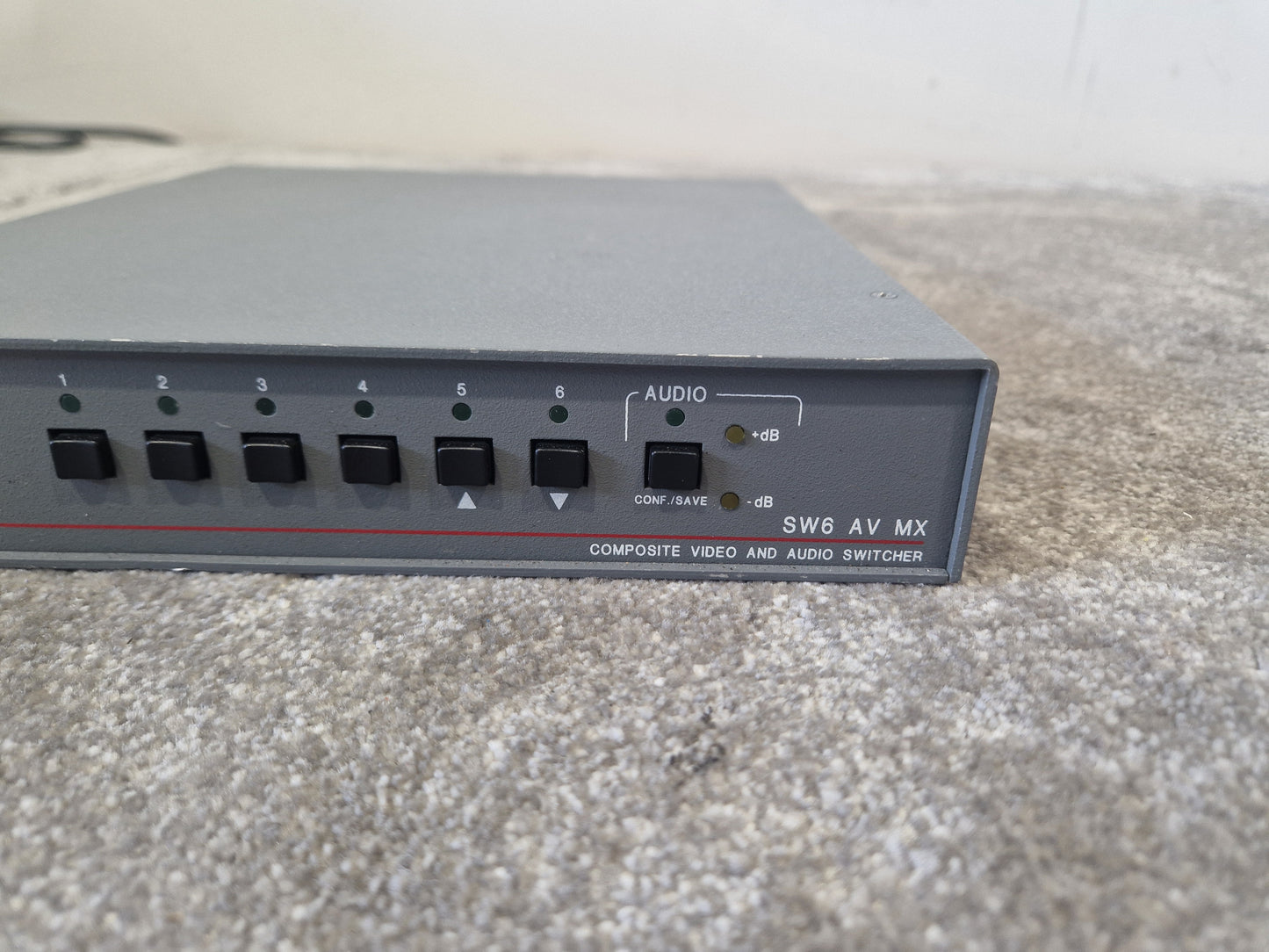 Extron SW6 AV MX Composite Switcher – 6x2 Video/Audio – Good