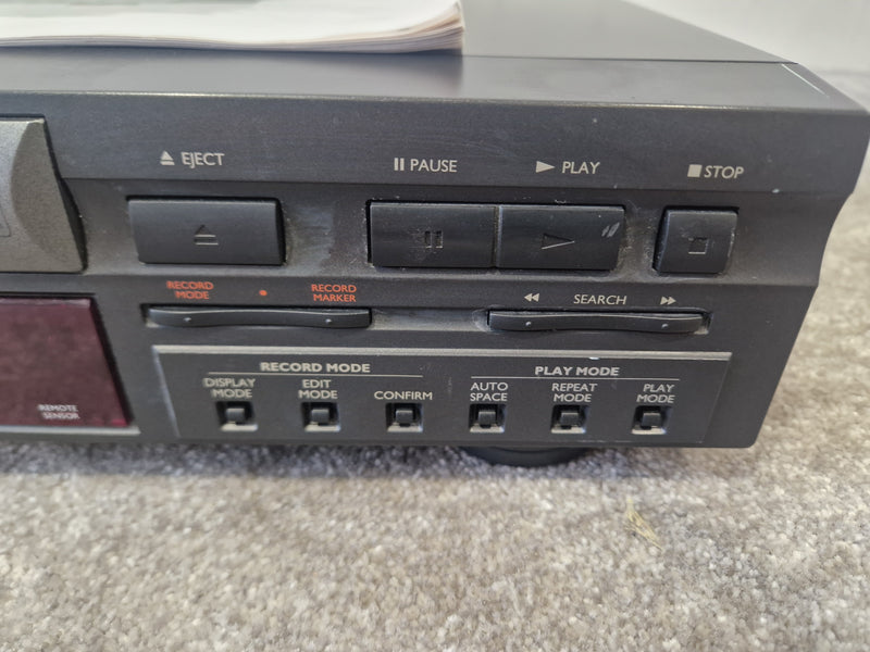 Grundig MD 50 MiniDisc Player/Recorder – Built-In Power Cable – Good w/ Manual - Image 2