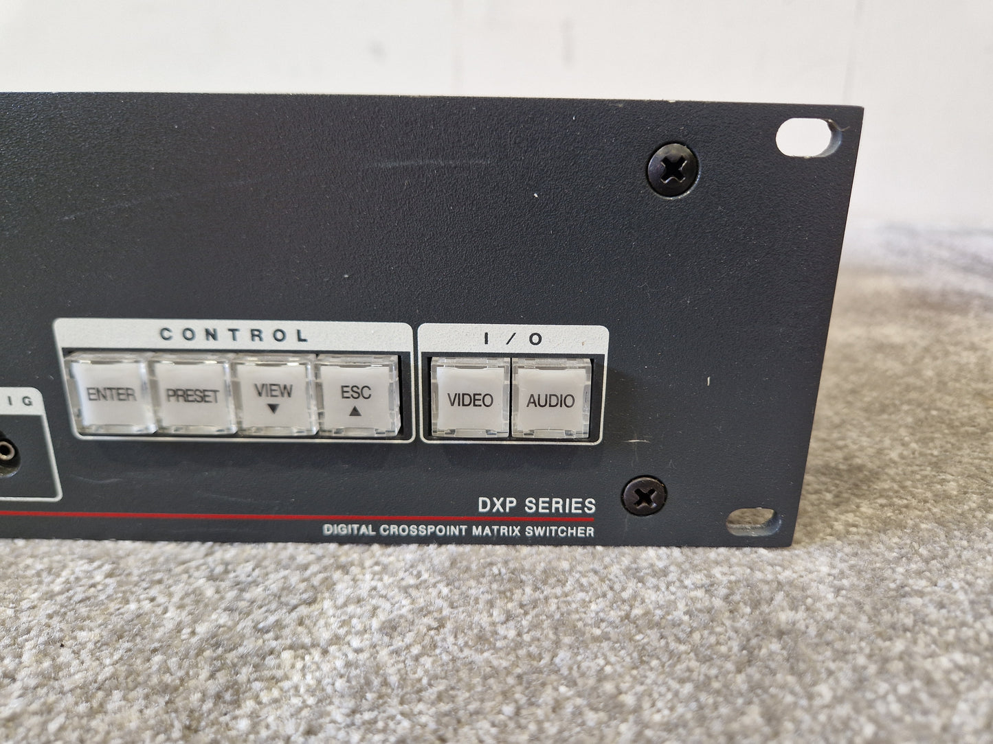 Extron DXP Series 8 In 8 Out Digital Crosspoint Matrix Switcher - Good Condition