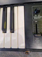 Yamaha SY-2 – Monophonic Analog Synth – Aftertouch Keyboard – Very Good Vintage w/ Case + Legs - Image 19
