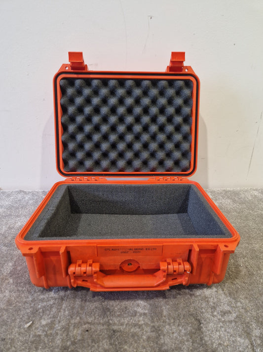 Peli 1450 Orange Protective Waterproof Case – Foam Insert – Good