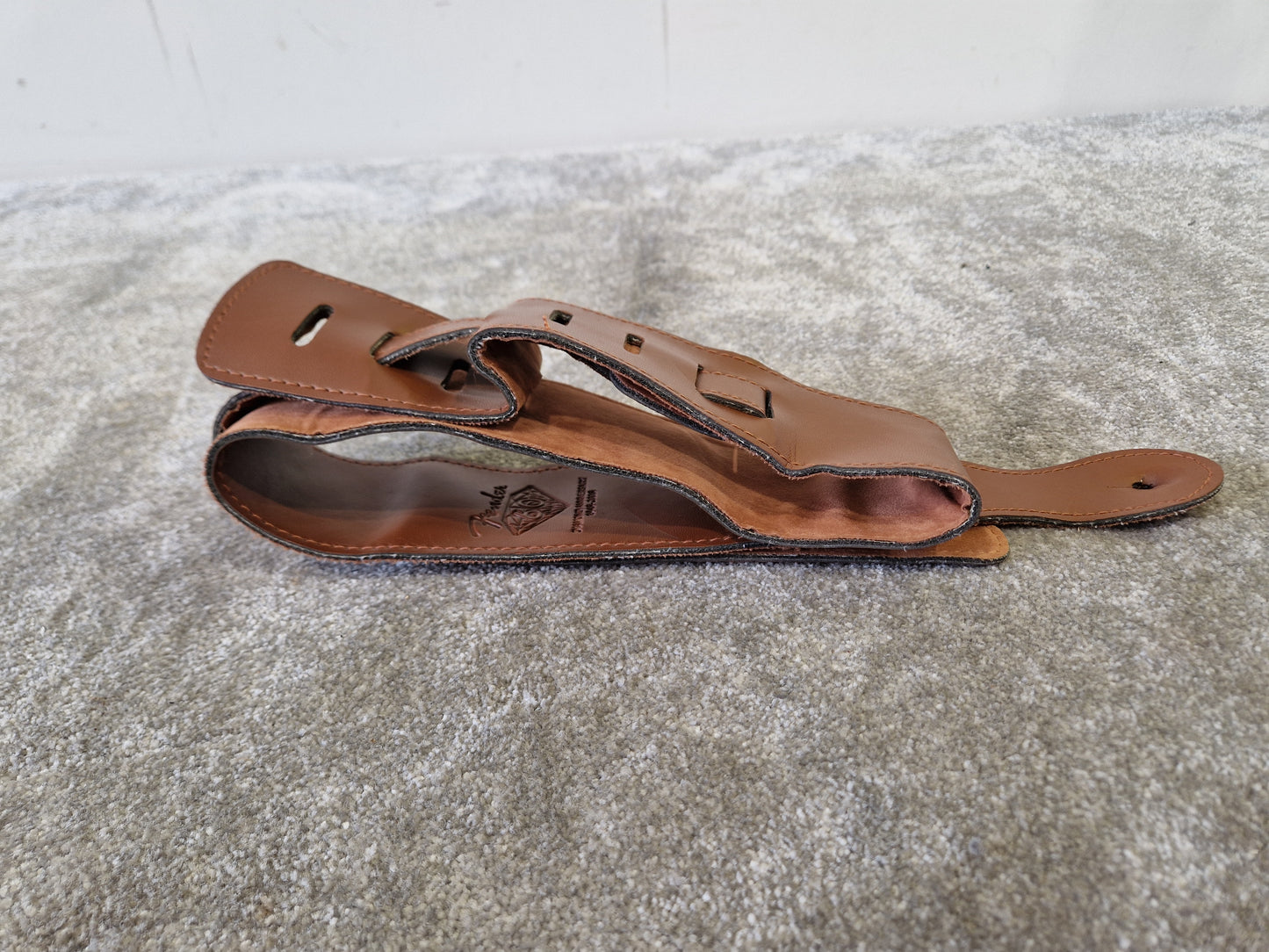 Fender 60th Diamond Anniversary Strap – Brown Leather – Excellent