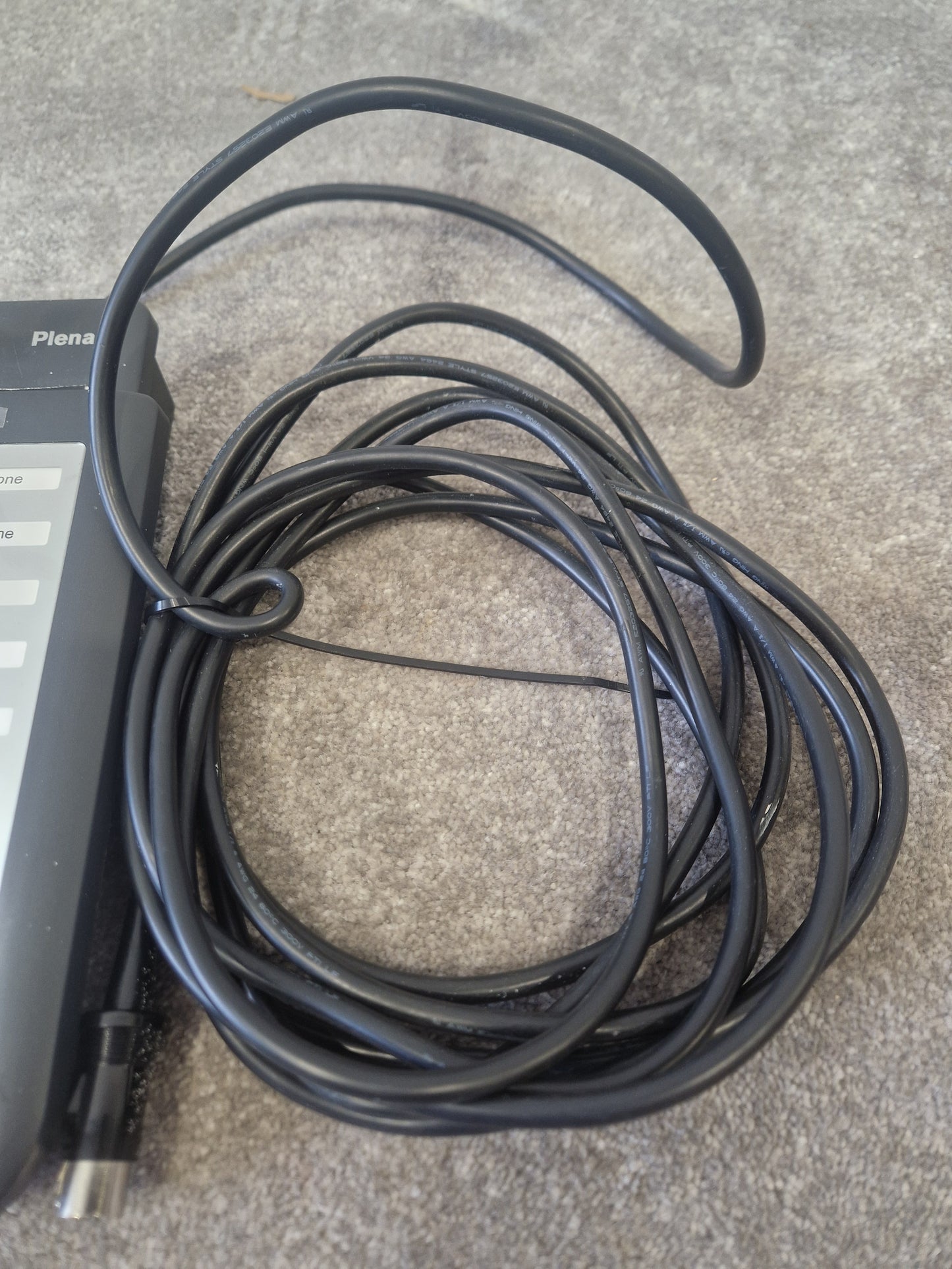 Bosch Plena LBB1946/00 Call Station – 6-Zone Paging Microphone, Metal Base – Very Good