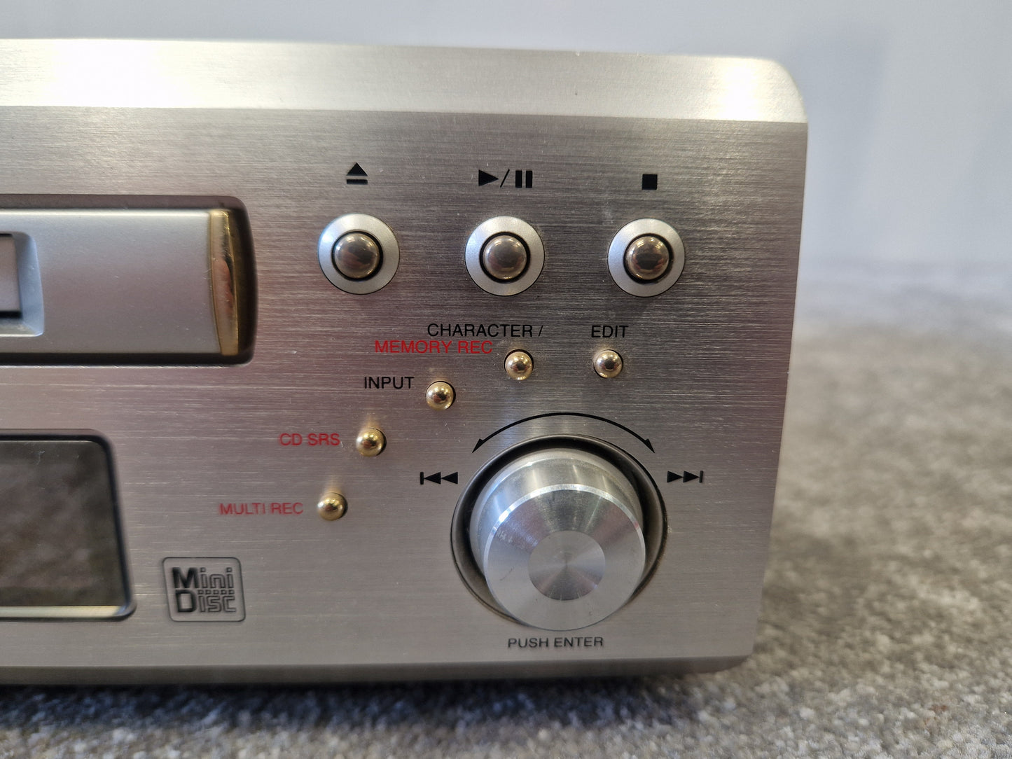 Denon DMD-M30 – MiniDisc Recorder/Player, Fully Tested – Very Good