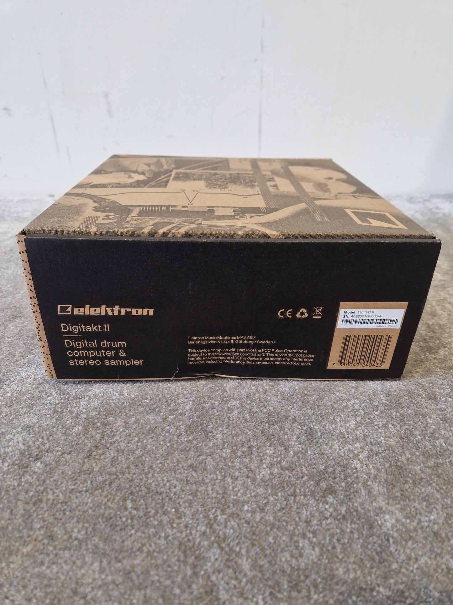 Elektron Digitakt II – Digital Drum Computer & Stereo Sampler – Excellent w/ Original Box