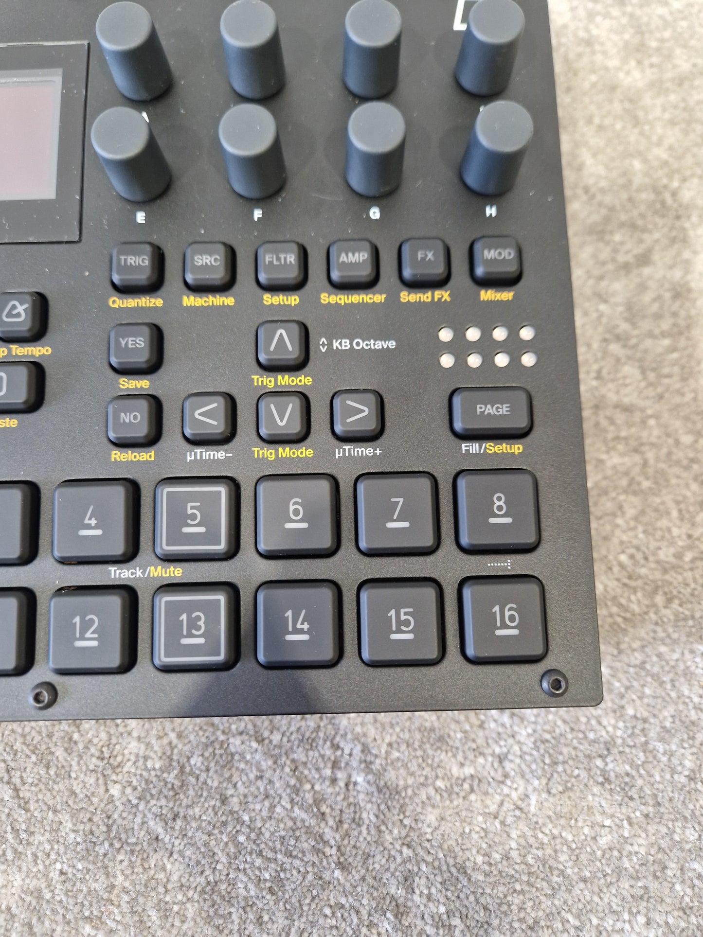Elektron Digitakt II – Digital Drum Computer & Stereo Sampler – Excellent w/ Original Box