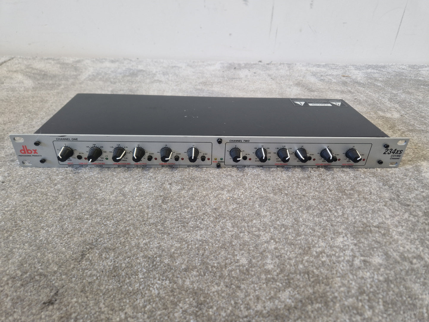 DBX 234xs XSV-EU Crossover – 2/3/4-Way, XLR I/O – Good