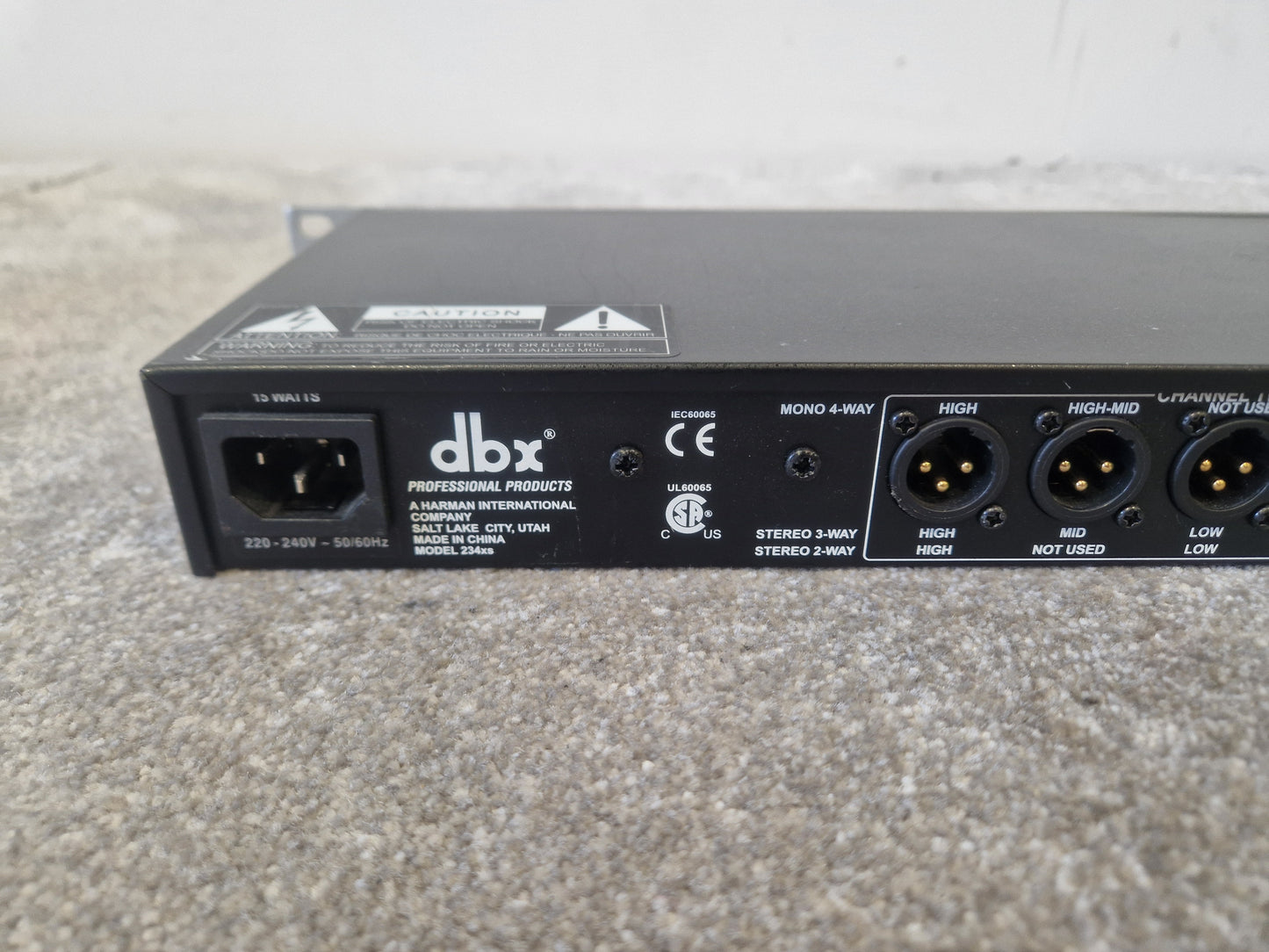 DBX 234xs XSV-EU Crossover – 2/3/4-Way, XLR I/O – Good