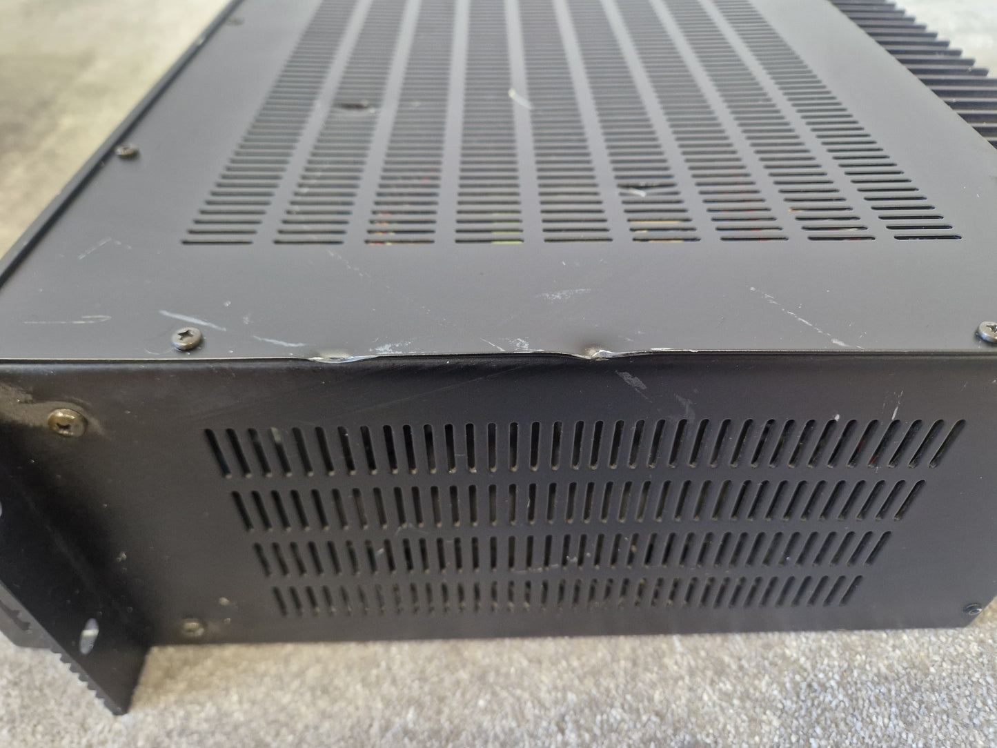 Inter-M R-500 – 2-Channel Reference Amplifier – 500W Output – Good