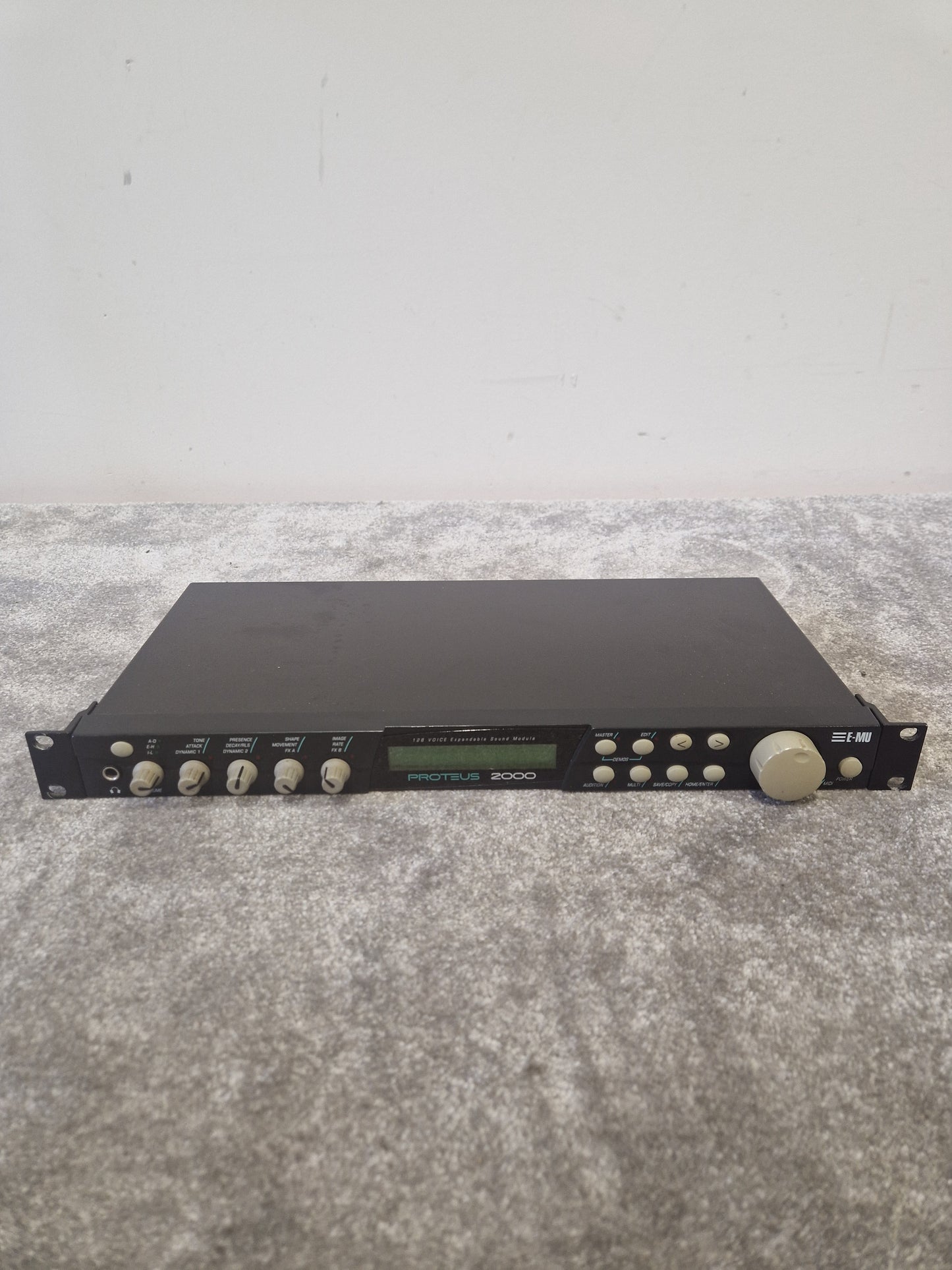 E-MU Proteus 2000 (9094) – Rackmount Synth Module – Very Good w/ Manual