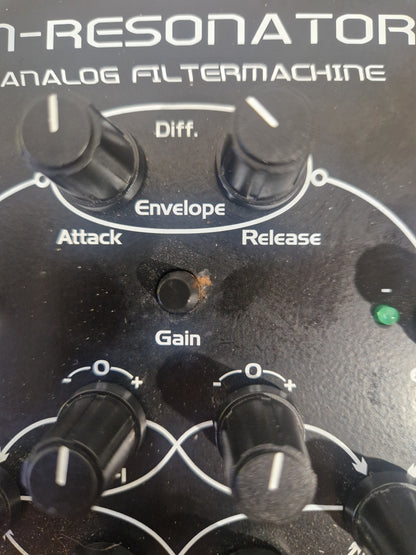 Jomox M-Resonator – Analogue Filter & Feedback Control – Good w/ Power Supply