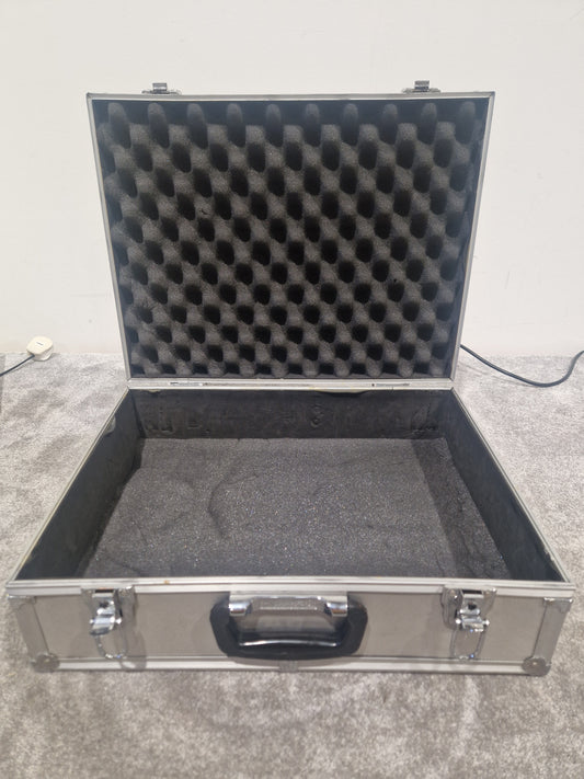 Unbranded Metal Flightcase – 48cm x 36cm x 10cm, Hard Shell Storage Case – Good