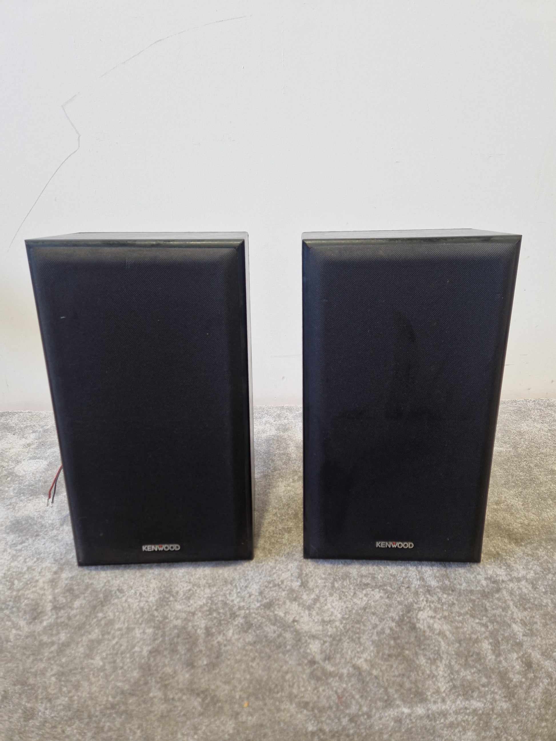 Kenwood LS-34 – Pair of Vintage Stereo Speakers – Very Good
