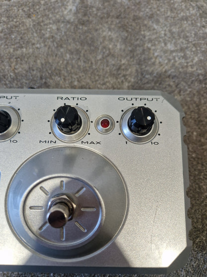 Aphex Punch Factory – Optical Compressor Pedal – Very Good