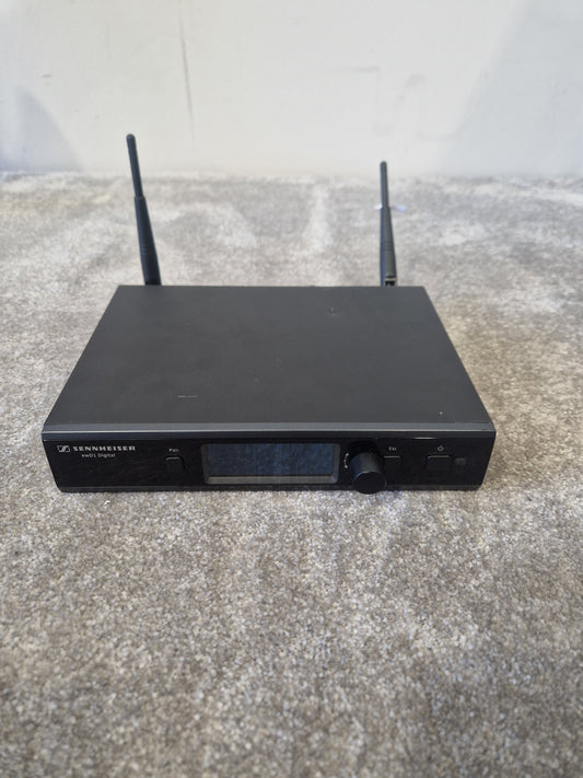 Sennheiser ewD1 Digital Wireless System – Very Good