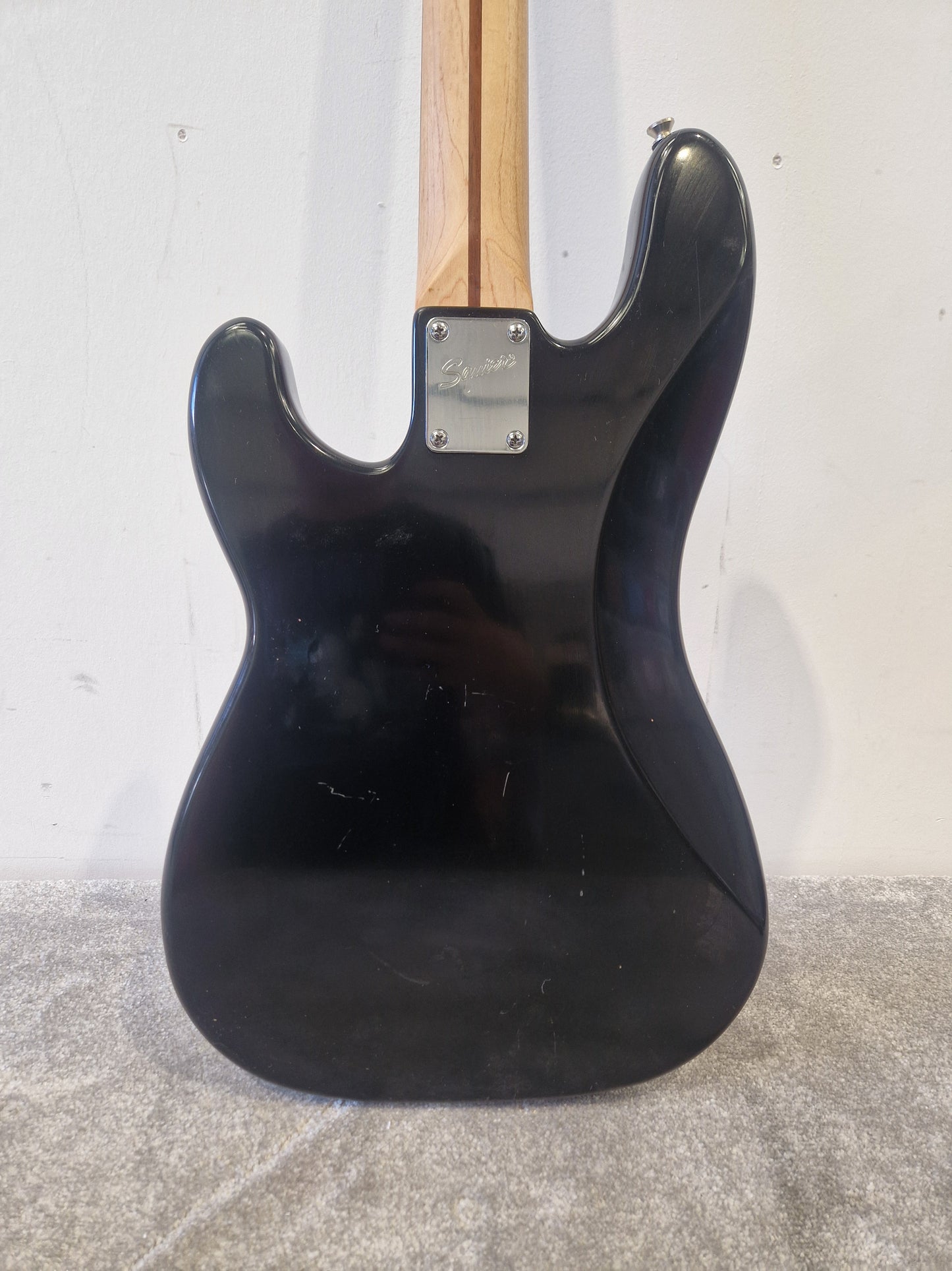 Fender Squier Precision Bass 2000, Black - Maple Neck - Very Good