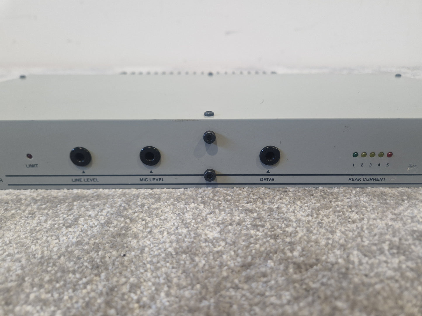 AVX PDA500 Induction Loop - Digital Audio Interface, Versatile Connectivity - Very Good