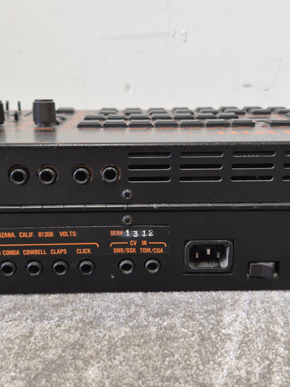 LM2 Linndrum Machine - Extremely Rare Drum Sounds Machine - Very Good