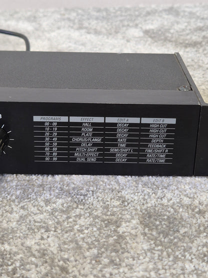 Alesis Microverb 4 - Digital Reverb Processor - Very Good w/ Original box