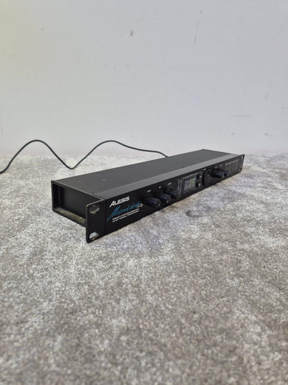 Alesis Microverb 4 - Digital Reverb Processor - Very Good w/ Original box