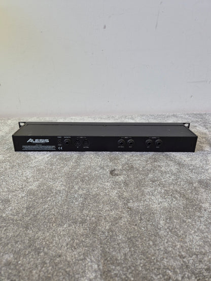 Alesis Microverb 4 - Digital Reverb Processor - Very Good w/ Original box