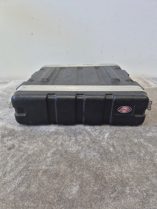 SKB 2u Plastic/Metal Rack Mount Flight Case - Very Good
