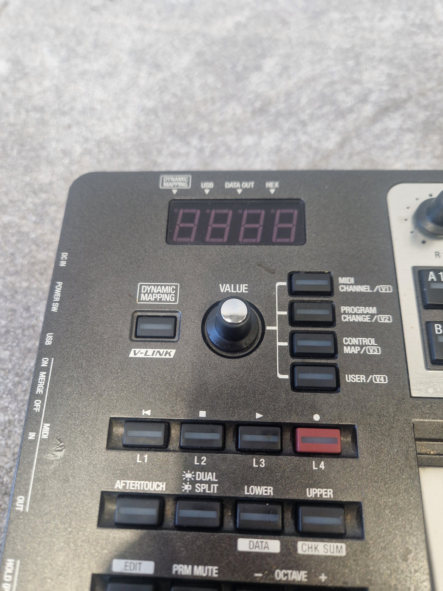 Roland Edirol PCR-800 - 61-Key MIDI Controller, USB Connectivity - Fair