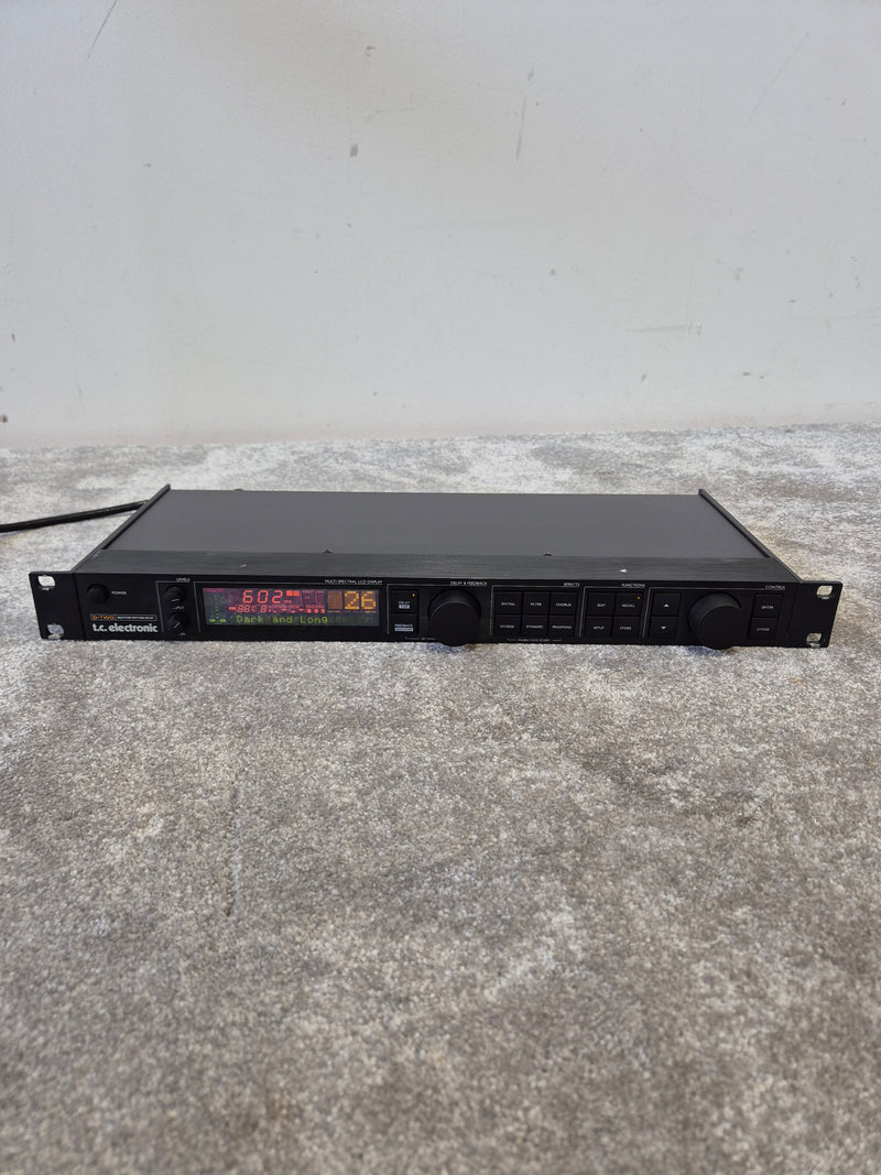 TC Electronic D-Two - Multi-Effects Processor, Digital Delay - Very Good w/ Original Box & Power Supply & Manuals - Image 1
