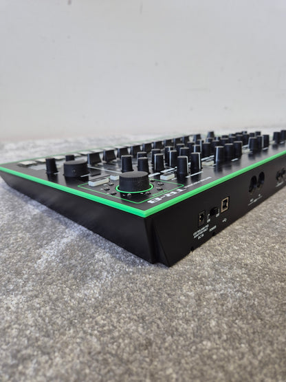 Roland TR-8 Drum Machine - Excellent w/ Original Box