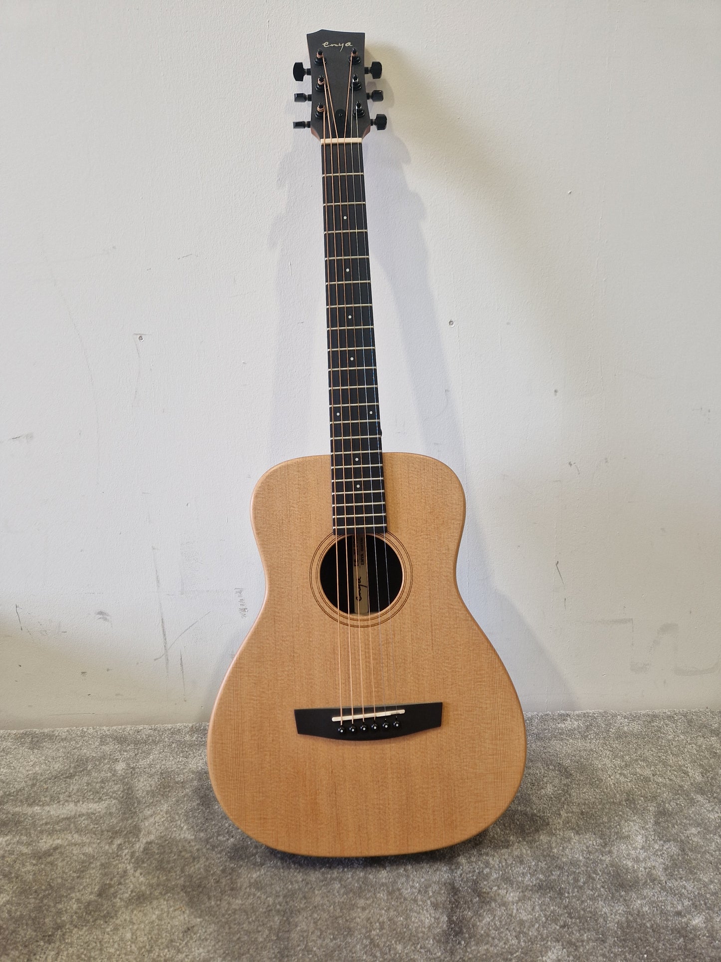 Enya EB-X1 Pro EQ 1/2 Size - 1/2 Size, Built-in EQ - Excellent w/ Certification & Original Soft Case