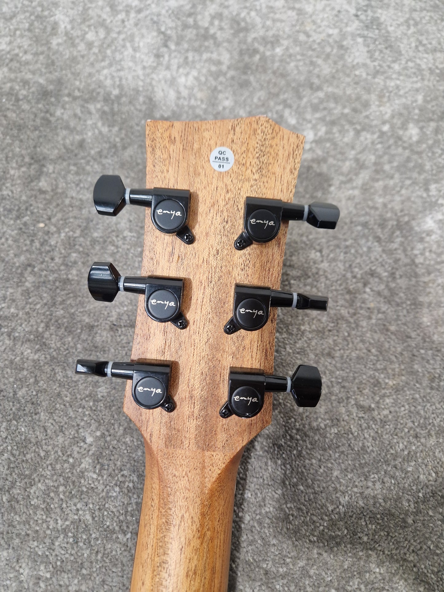 Enya EM-XO/BK (9/10) - Ex Demo - Carbon Fiber Ukulele, Built-in EQ - Excellent w/ Soft Case