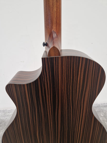 Enya EGA-X1 Pro Natural - Carbon Fiber Construction, Acoustic-Electric - Excellent w/ Manuals & Soft Case
