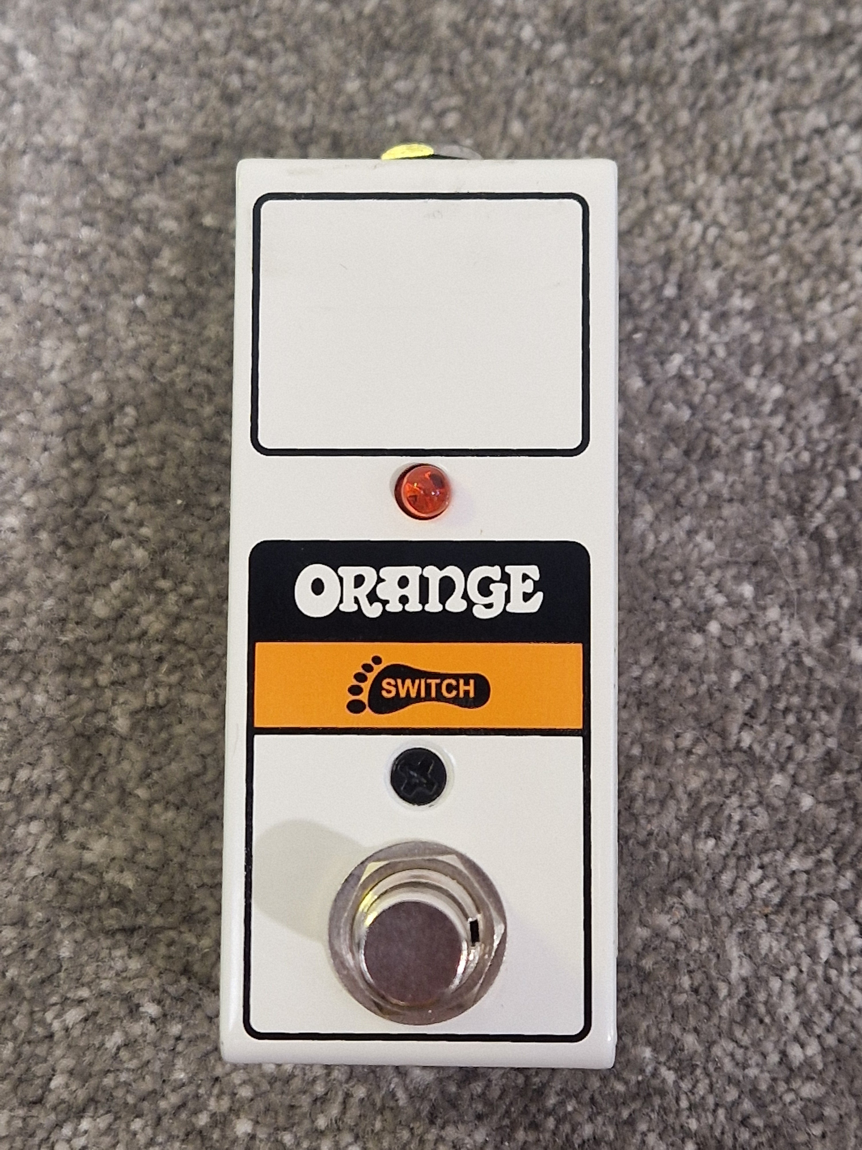 Orange FS-1 Mini Footswitch - Compact Design, Durable Build - Excellen ...