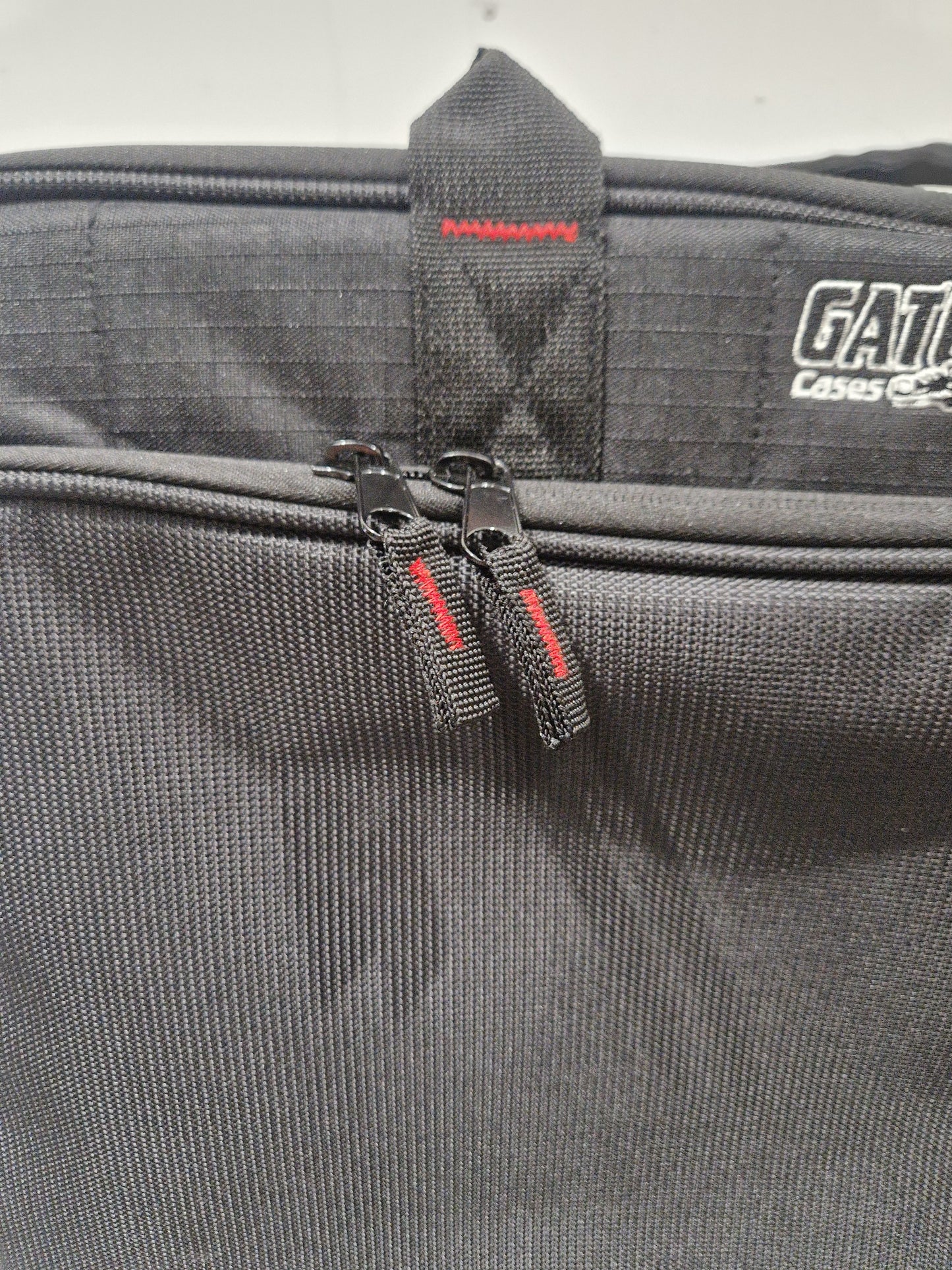 Gator G Mixerbag - Padded Protection, Adjustable Compartments - Mint w/ Bag Strap