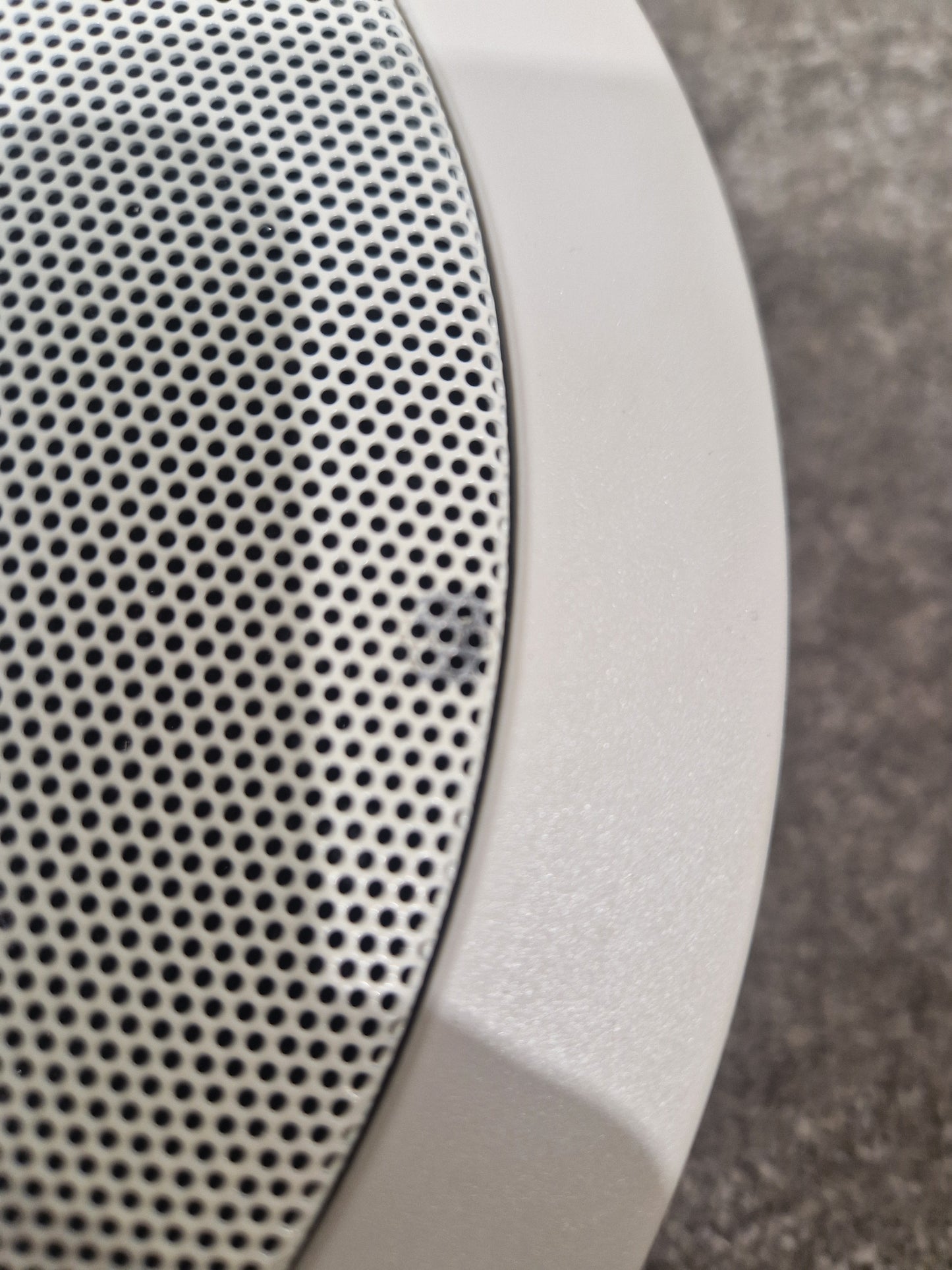 MCM Custom Audio - 6.5 Inch Ceiling Speaker - High Quality Sound - Good