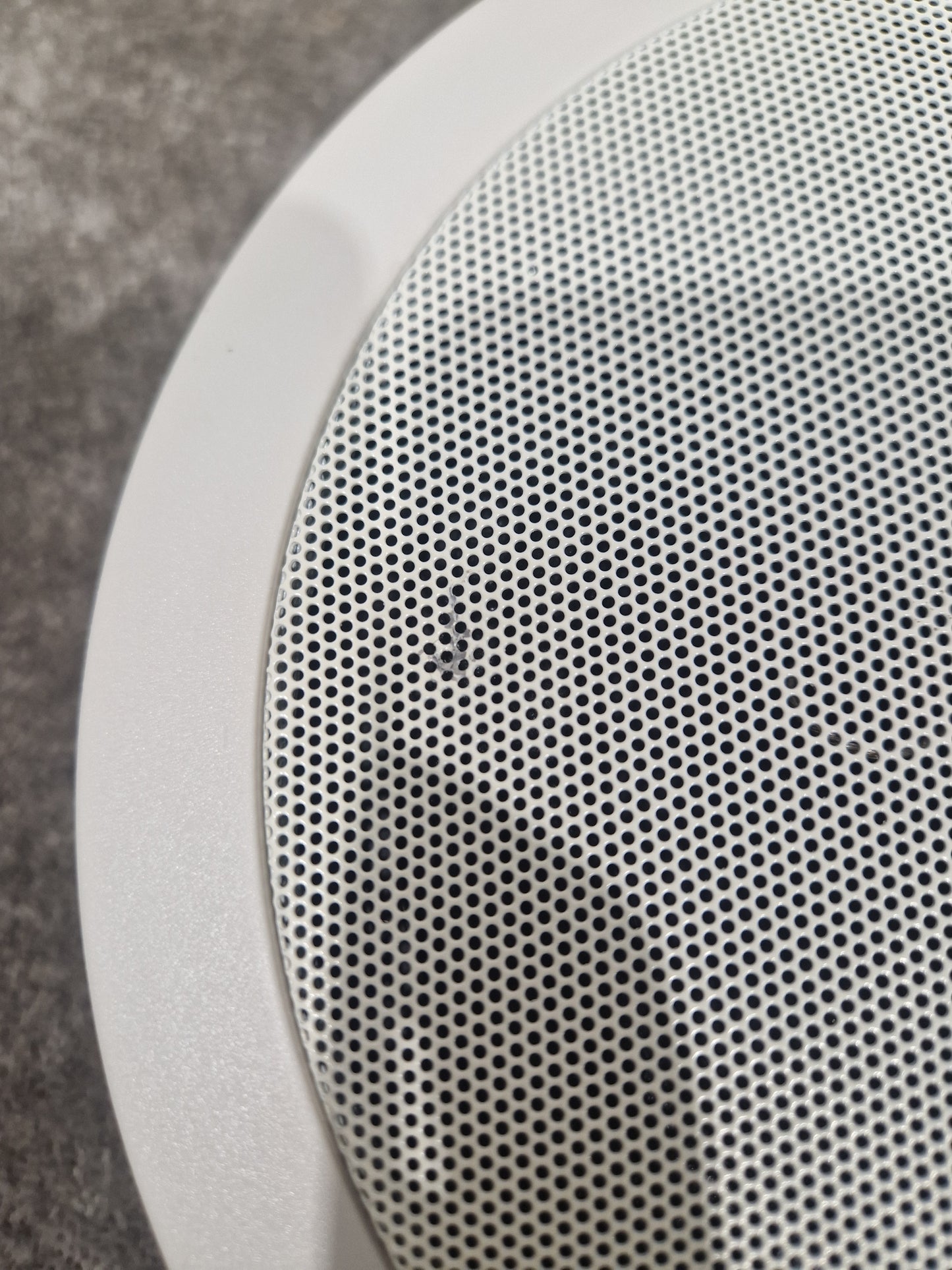 MCM Custom Audio - 6.5 Inch Ceiling Speaker - High Quality Sound - Good