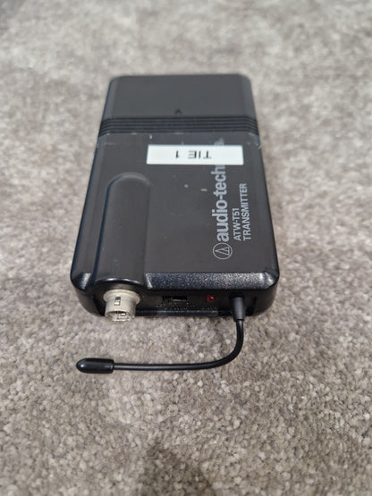 Audio-Technica ATW-R09 and ATW-T51 - Wireless Microphone System, High Fidelity - Very Good w/ Power Supply & Hard Case