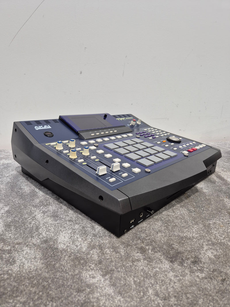 Akai MPC4000 - Music Production Centre Blue - Excellent - Image 9