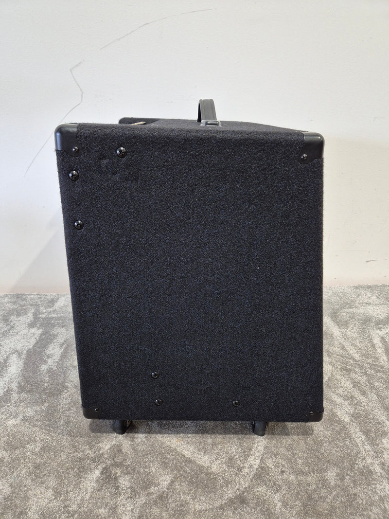Roland KC550 - 4-Channel Keyboard Amplifier - Excellent w/ Swan Flight Case - Image 3