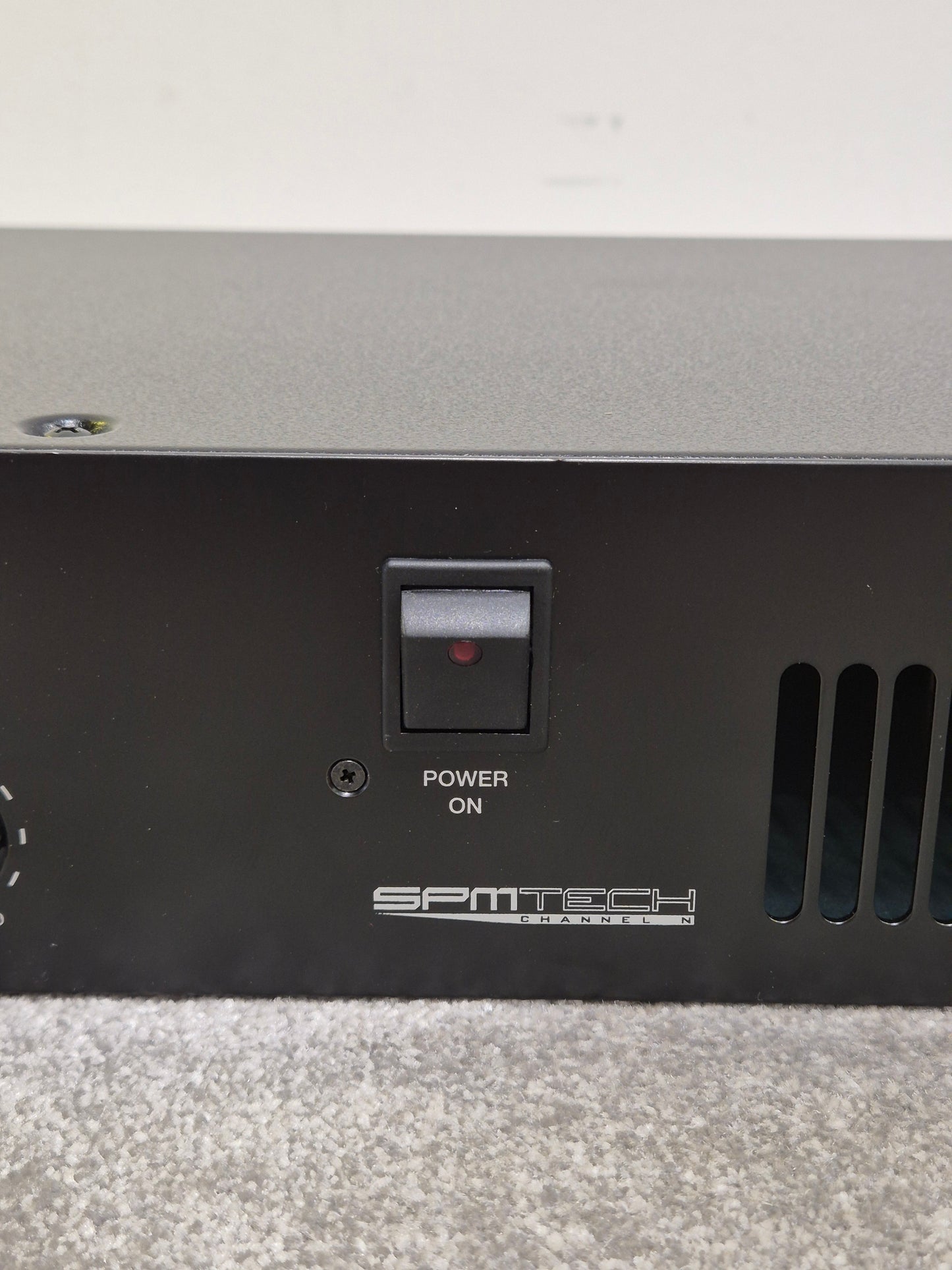 Ecler HSA300 - 300W High Efficiency Amplifier - Excellent w/ Original Box