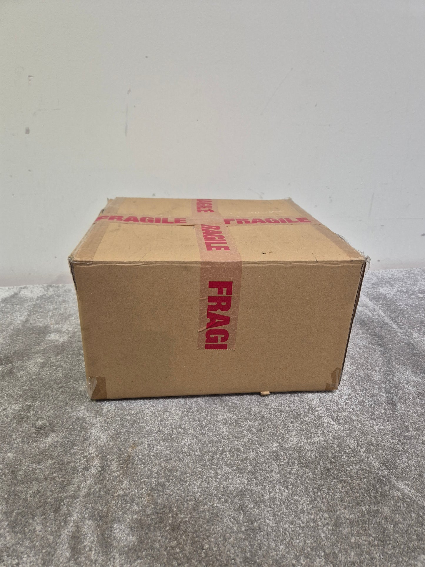 Crestron Saros IC6LPT-WT - 6.5-inch In-Wall Speaker - Excellent w/ Original Box