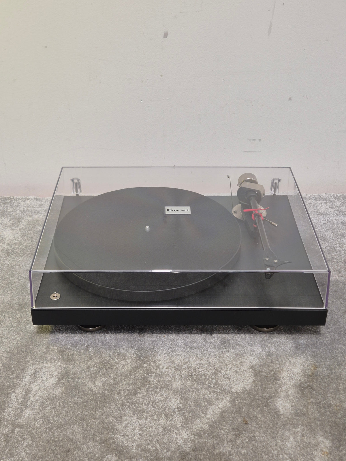 Pro-Ject Debut Pro Turntable - High-Quality Audio, Easy Setup - Excellent w/ Original Box & Manuals