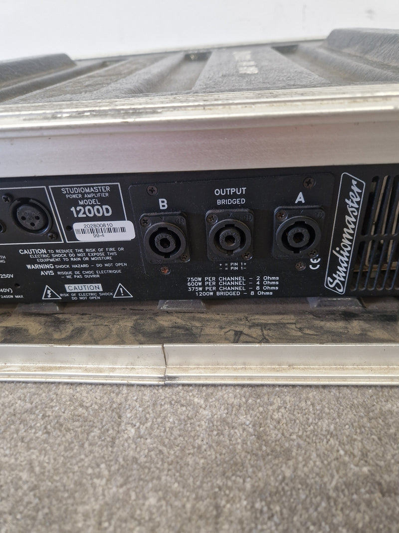 Studiomaster SM 1200D PA Amp - 2400W Power, Class D - Spares or Repair w/ Hard Case - Image 9