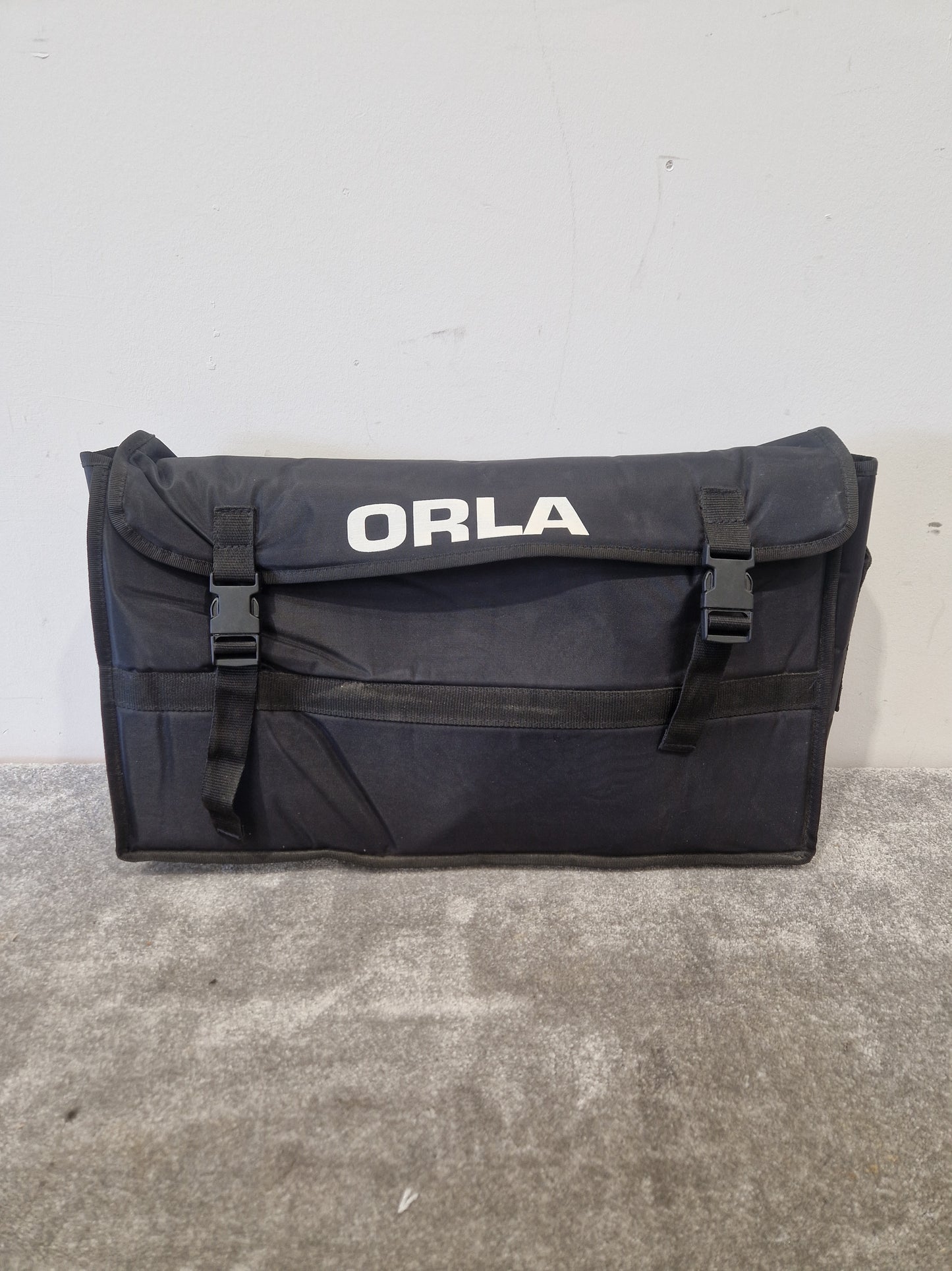 Orla XM900 DLX orchestra module - 900 Sounds, 128-Note Polyphony - Spares or Repair w/ Power Supply & Soft Case