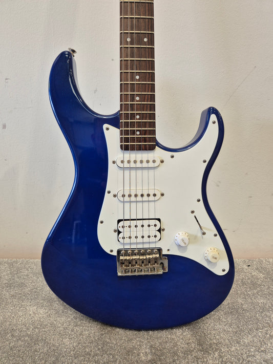Yamaha Pacifica - Blue - Solid Body Electric Guitar - Very Good w/ Hard Case