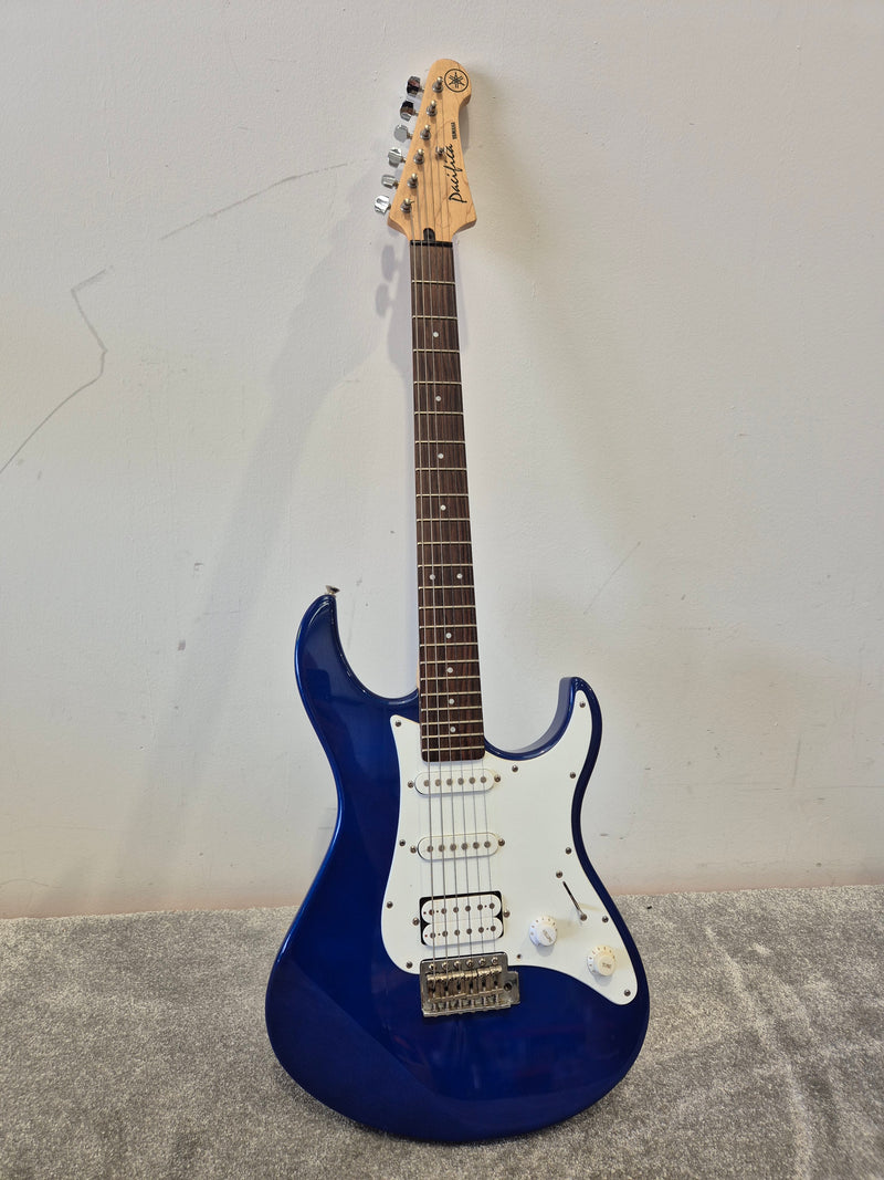 Yamaha Pacifica - Blue - Solid Body Electric Guitar - Very Good w/ Hard Case - Image 12