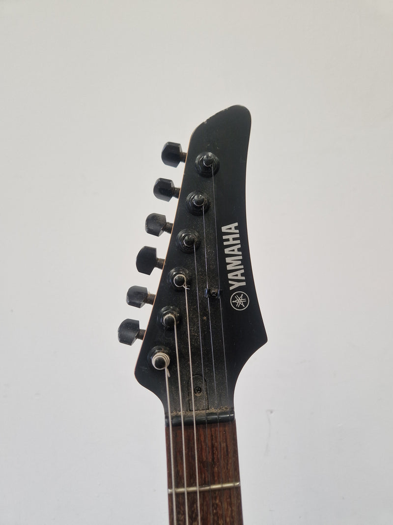 Yamaha RGX121 Electric Guitar - Solid Body, HSH Pickup Configuration - Very Good w/ Soft Case - Image 4