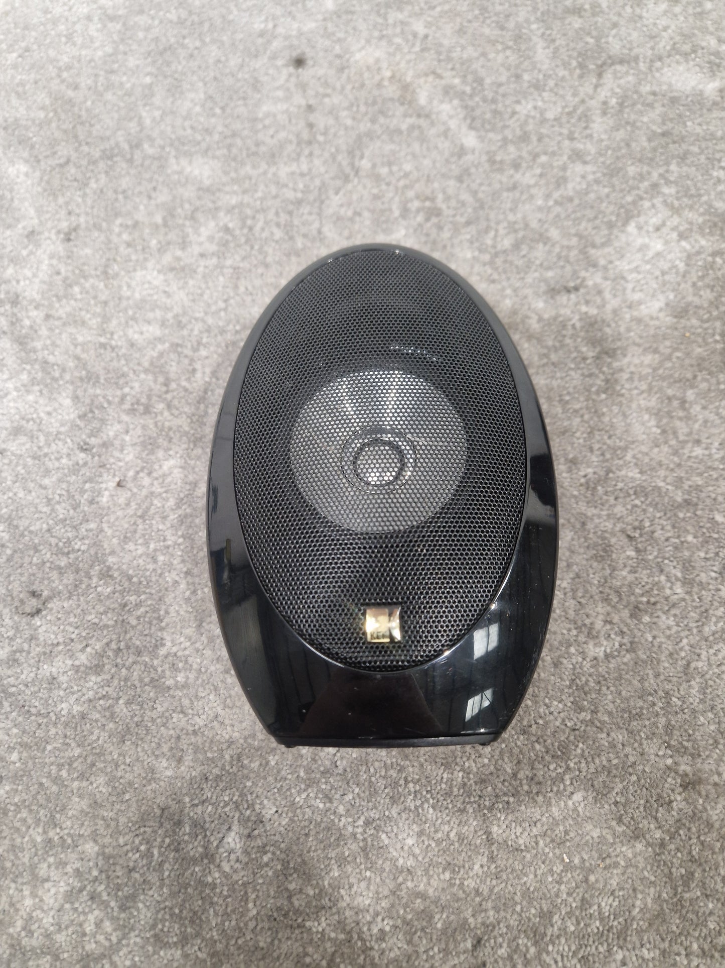 KEF HTS1001.2  - High-Fidelity Speaker - Very Good