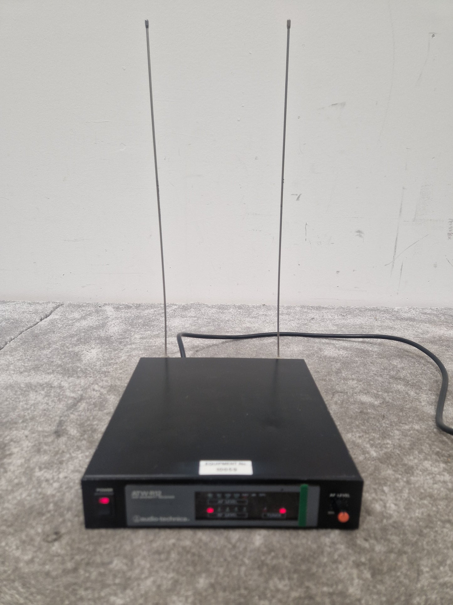 Audio-Technica ATW-R12 - Wireless Receiver, High-Fidelity Audio - Very Good