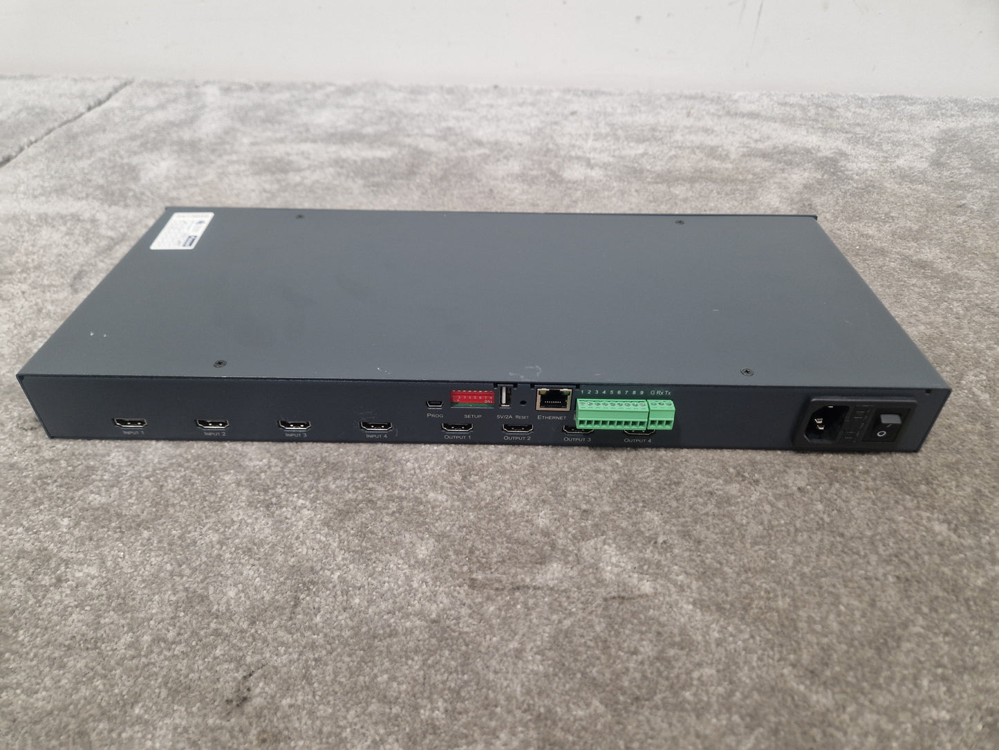 Kramer VS-44UHD 4x4 matrix switcher - HDMI 2.0, Audio De-Embedding - Very Good